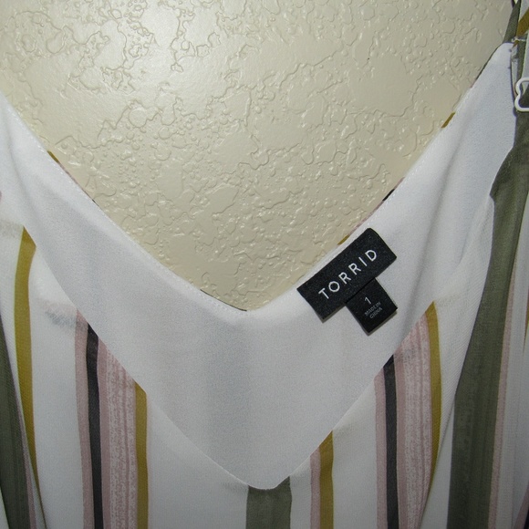 Striped Tank Top - Picture 2 of 3